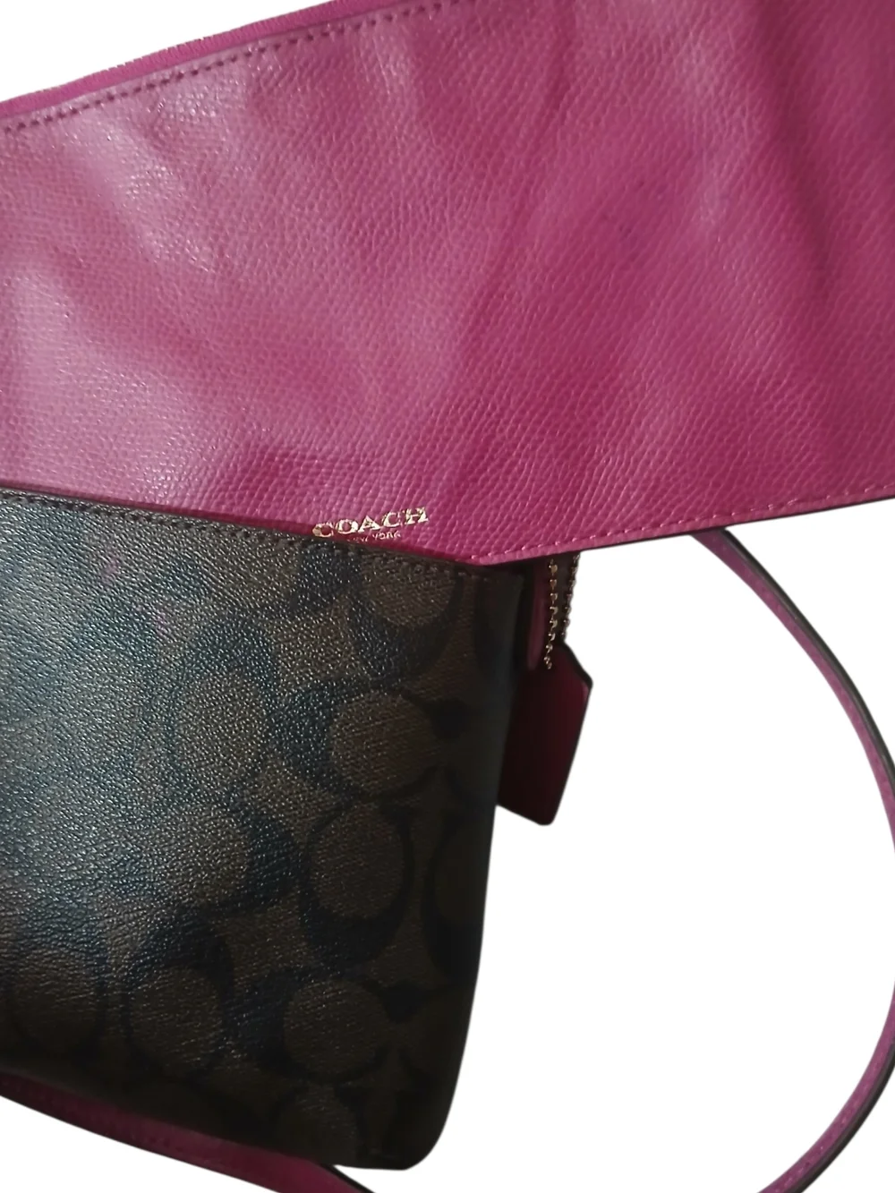 Coach Signature Crossbody Bag in Black with Pink Trim - Picture 3 of 5